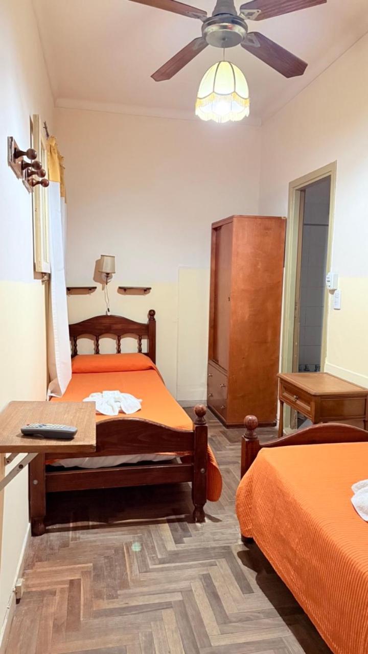 Habitación Individual con baño privado